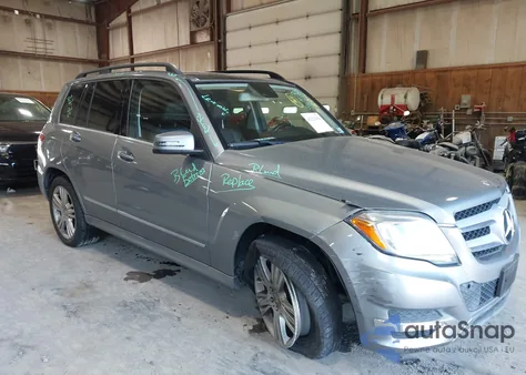 2015 Mercedes-Benz Glk 350 4Matic z USA, uszkodzony, nr VIN WDCGG8JB3FG440720